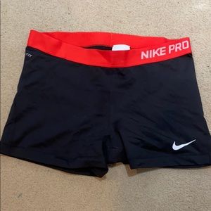 Nike Pro